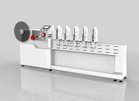 Máquina para persianas en forma de C